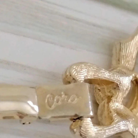 Coro Gold tone Multi Strand Bracelet Beaded - Picture 7 of 8